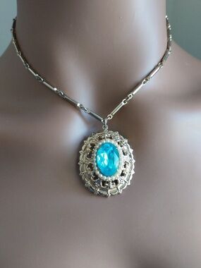 Vintage Coro Rare Gold Filigree Necklace with Turquoise Blue Stone Pendant